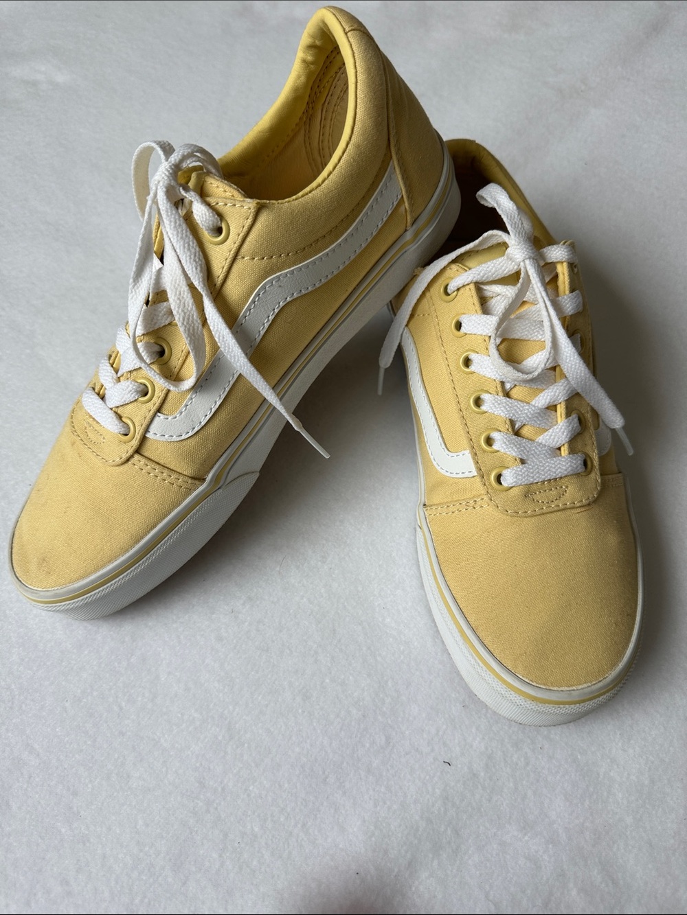 Women’s Vans old Skool Casual Canvas Lace-Up Sneakers in Yellow